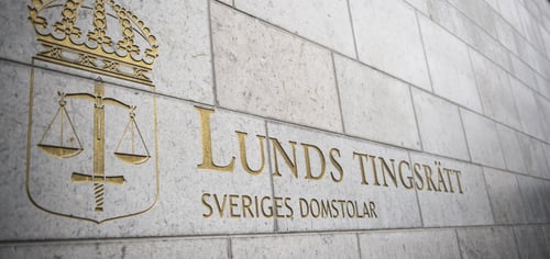 Poliser hittade på dödshot – döms till fängelse