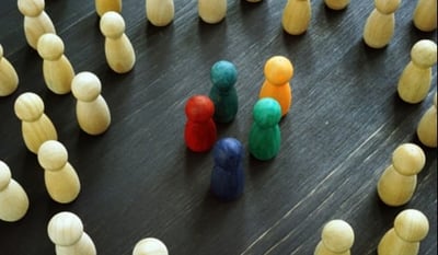 Hets mot folkgrupp föremål för expansiv utveckling