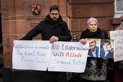 Historia skrivs när förövare ställs inför rätta för grova folkrättsbrott