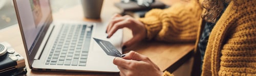 Köpt något på nätet eller av en telefonförsäljare – vilka rättigheter har du?